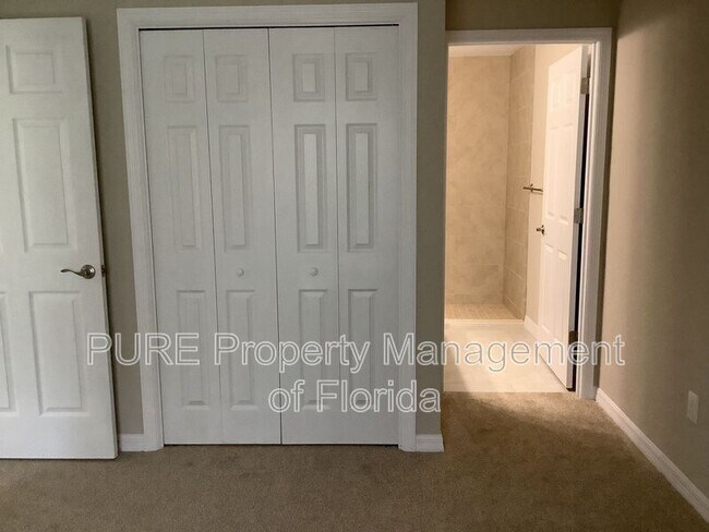 Building Photo - 15544 SW 41st Street Rd