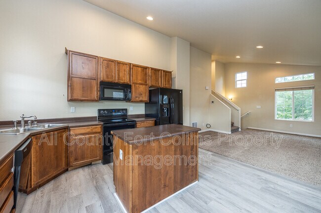 Building Photo - 2237 Sopris Cir