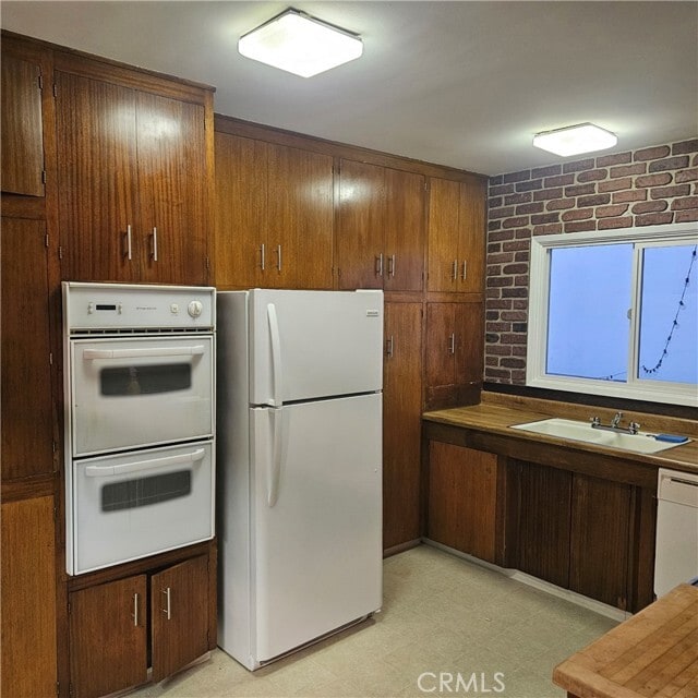 Building Photo - 518 Palm Dr