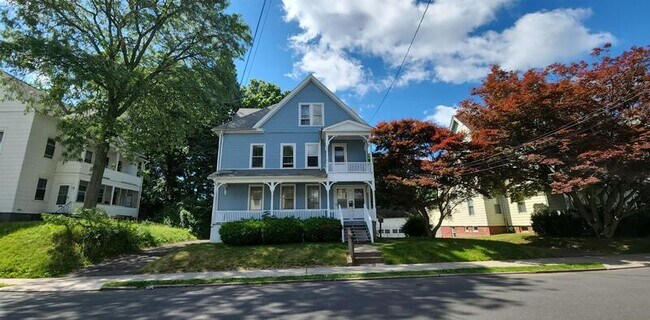 Building Photo - 153 Jubilee St