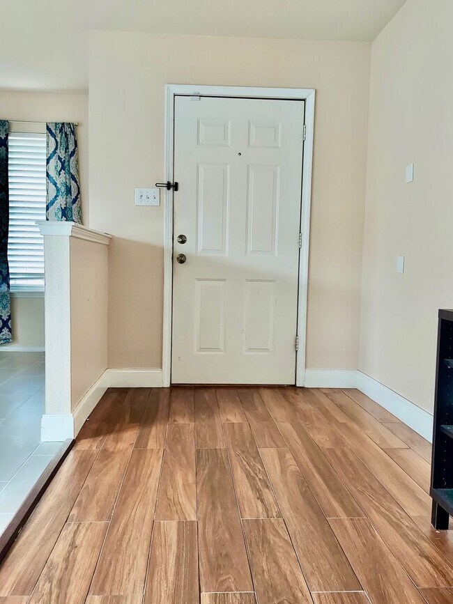 Building Photo - Coming Soon Spacious 4-Bedroom Home for Re...