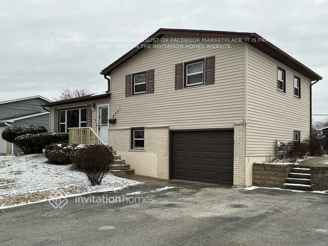 Building Photo - 5731 Lancaster Dr