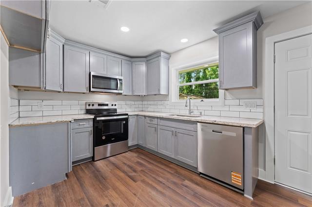 Building Photo - 602 Susan Dr