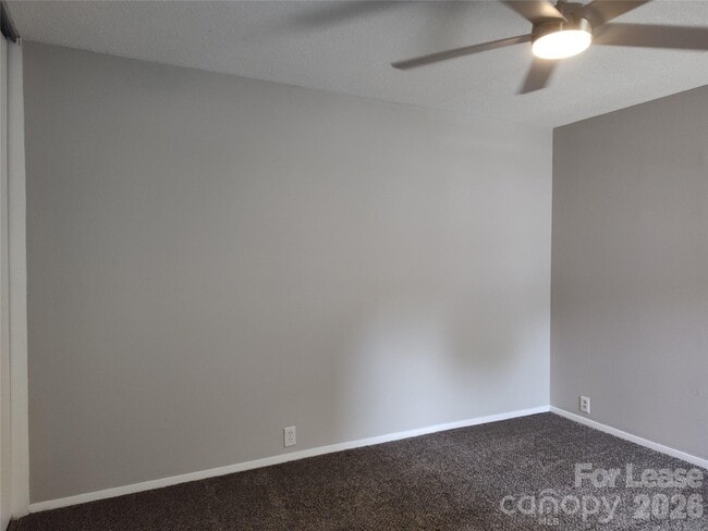 Building Photo - 7001 Stonington Ln