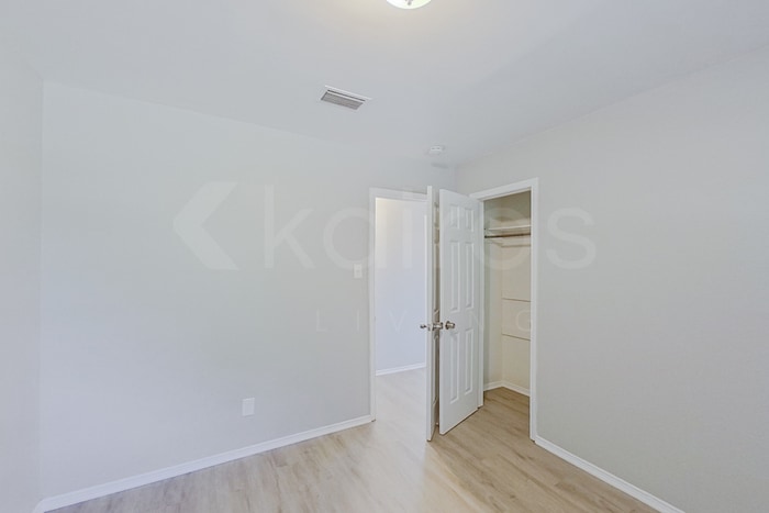 Building Photo - 168 Creekview Dr E