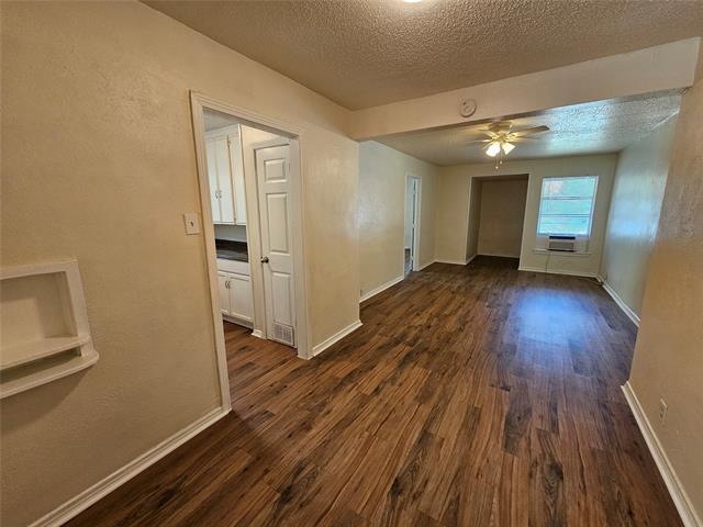 Building Photo - 6540 Hollis Ave