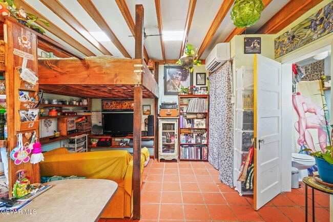 Building Photo - 3204 Memphis Ave