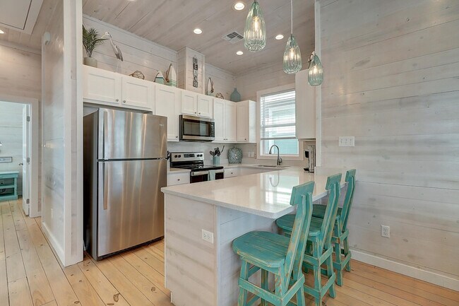 Building Photo - 1624 Eleventh St