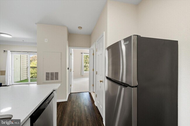 Building Photo - 1591 Spring Gate Dr.