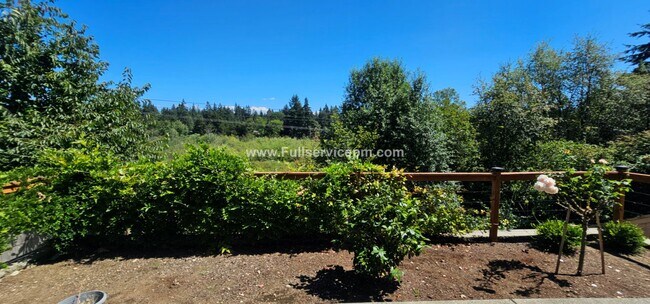 Building Photo - Newer Incredible home with all the amenities!