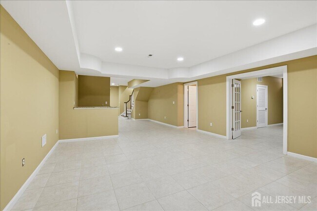 Building Photo - 86 Davinci Dr