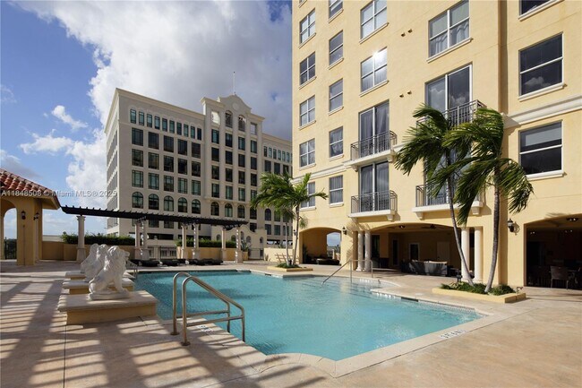 Building Photo - 1607 Ponce de Leon Blvd