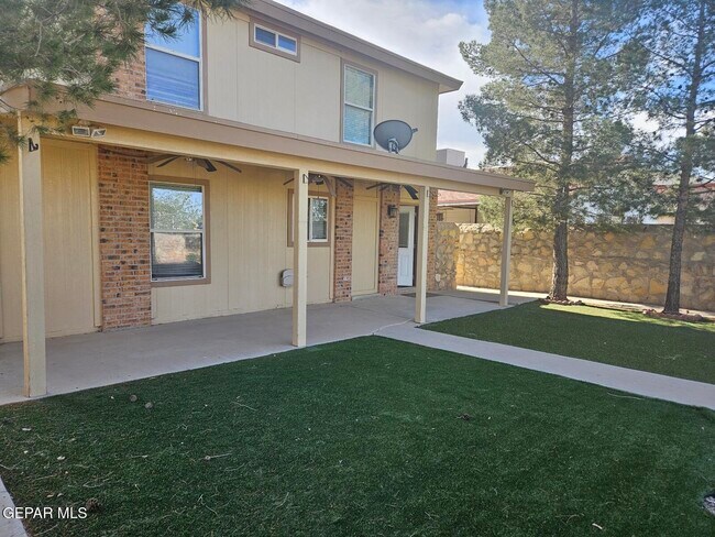 Building Photo - 1657 St Vitus Pl