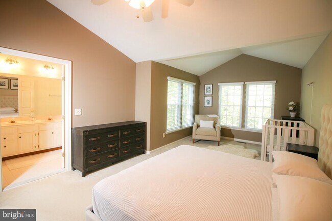 Building Photo - 1392 Park Garden Ln