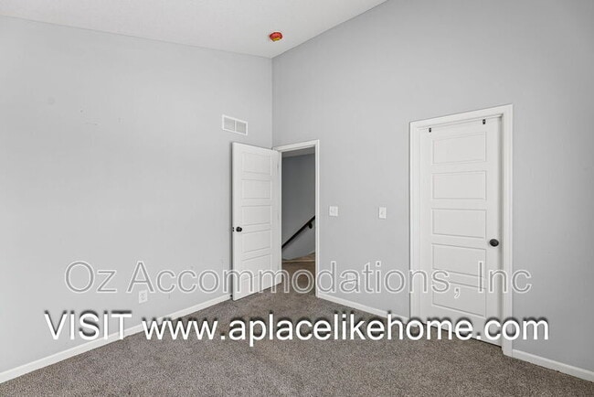 Building Photo - 217 McGee St