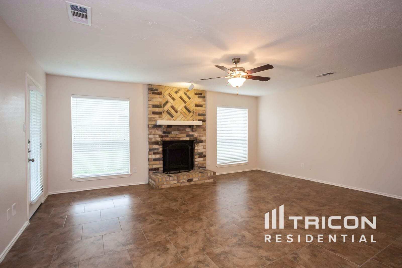 Building Photo - 14130 Galvani Dr