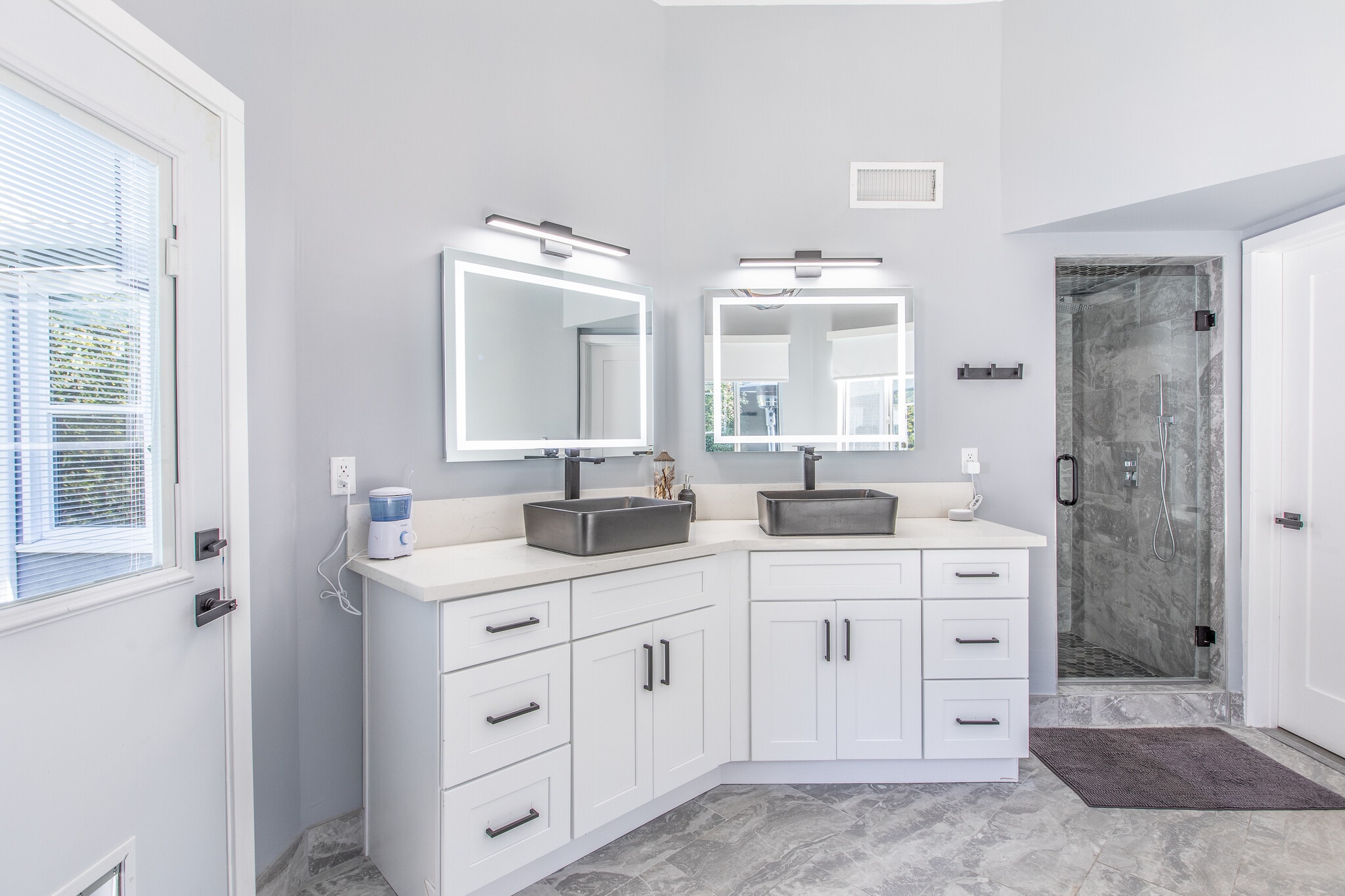 Primary Bathroom - 1207 Greenacre Ave