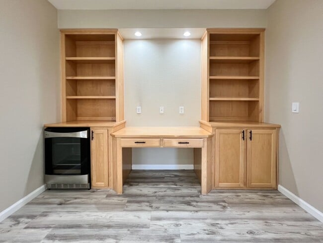 Building Photo - Updated Three Bedroom Home in South Napa