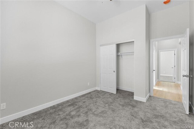 Building Photo - 1341 E 8th St