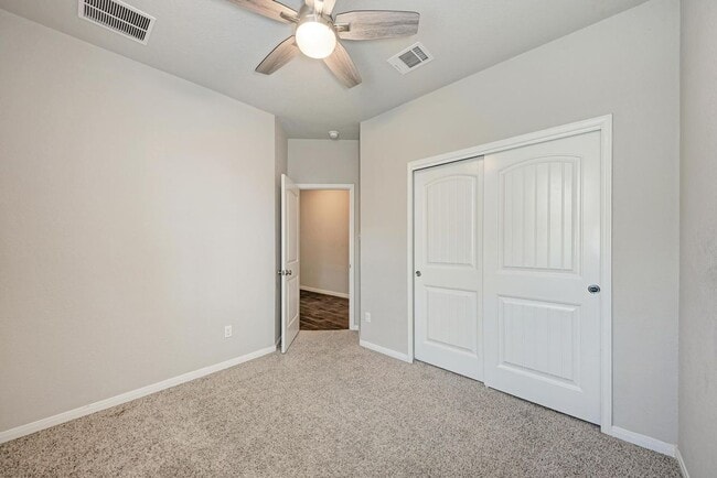 Building Photo - 125 Jubilee Dr