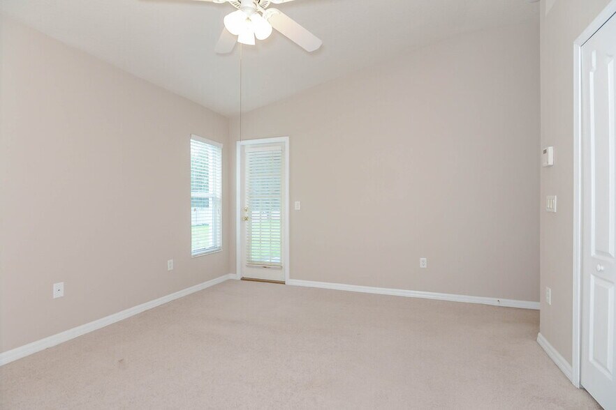 Building Photo - 25924 Terrawood Loop