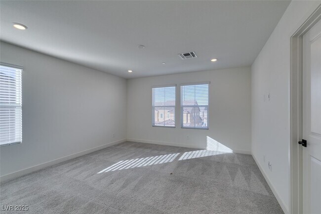 Building Photo - 3723 Trancoso Ave