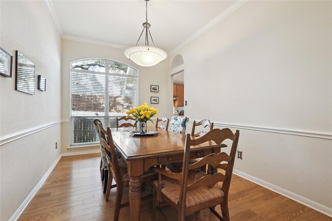 Building Photo - 3805 Pebble Ct