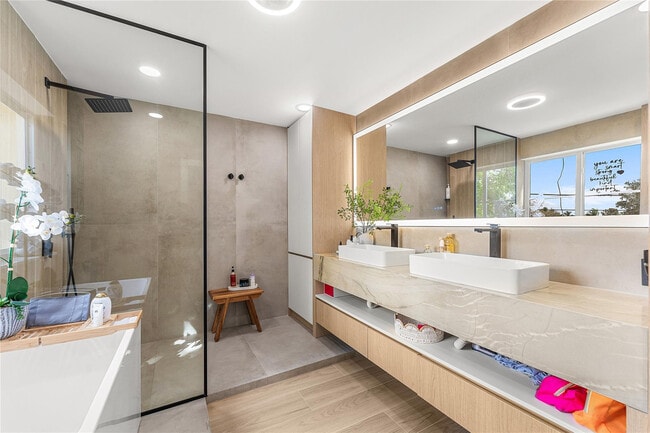 Building Photo - 11338 NW 33rd St