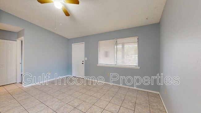 Building Photo - 709 45th St E