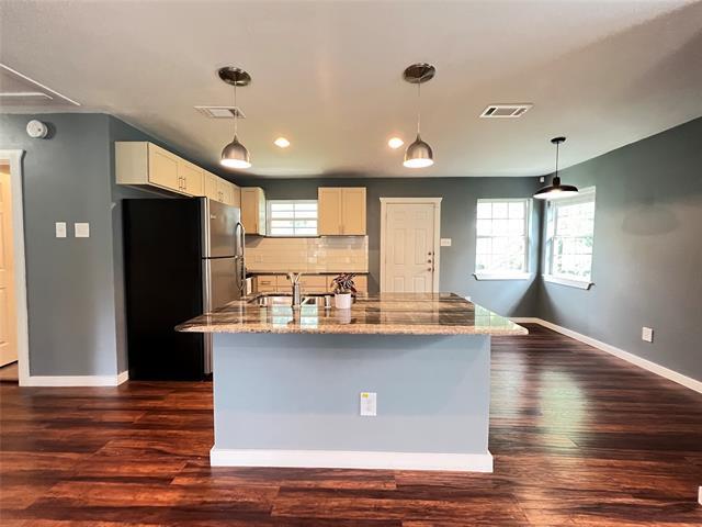 Building Photo - 1226 Record Crossing Rd