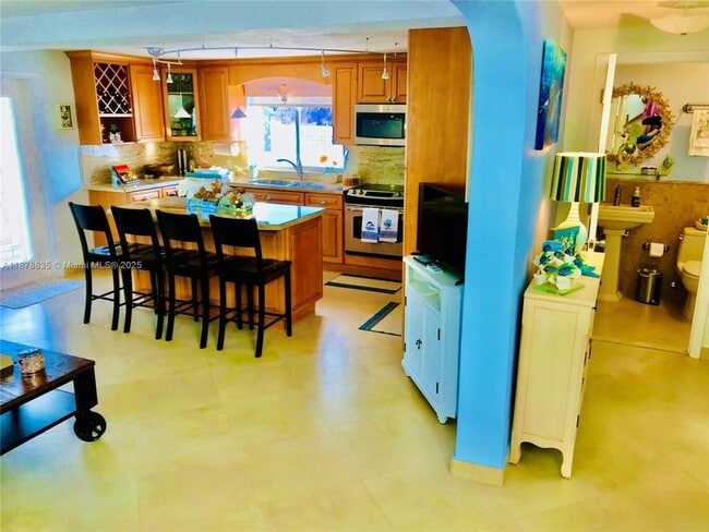 Building Photo - 30 Jean La Fitte Dr