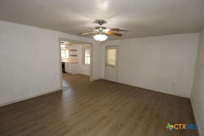 Building Photo - 507 Judy Ln