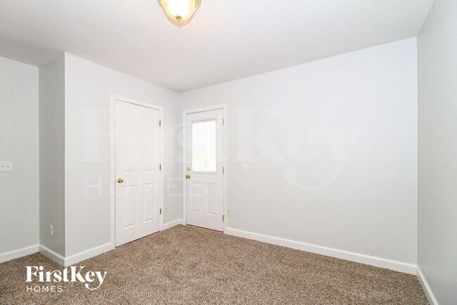 Building Photo - 3145 Creighton Ln