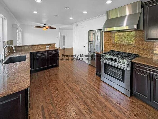 Building Photo - Charming San Lorenzo Village Home with Solar & Spacious Backyard