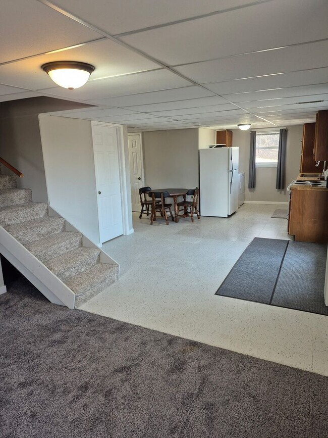 Building Photo - 3 Bedroom Home in Gravois Mill