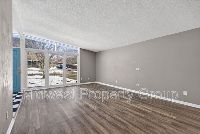 Building Photo - 175 Taney Dr