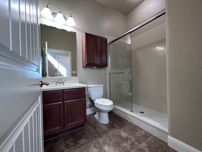 Building Photo - Four Bedroom Three Bathroom Home with a POOL