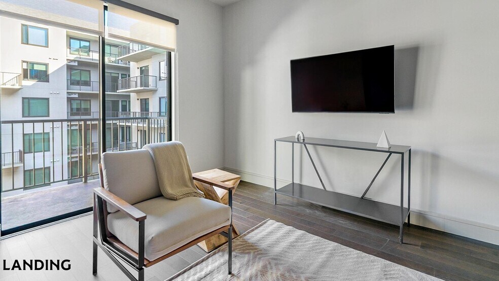 Building Photo - 1414 Wood Hollow Dr