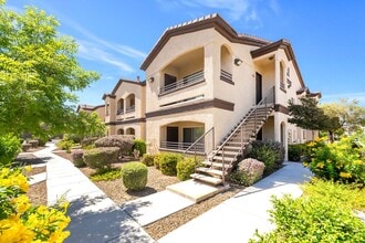Building Photo - Resort-Style Living in the Heart of Green Valley Ranch!