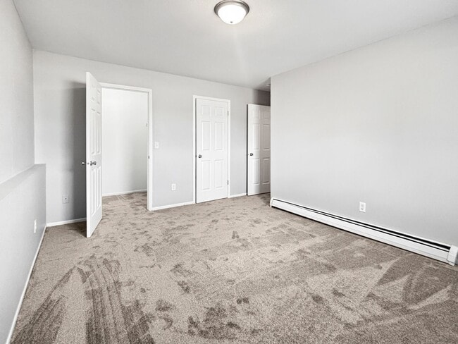 Building Photo - 1018 Abbey Ct