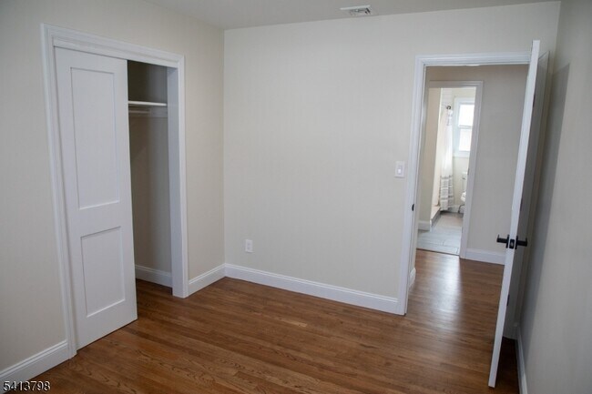 Building Photo - 711 Brooklyn Ave