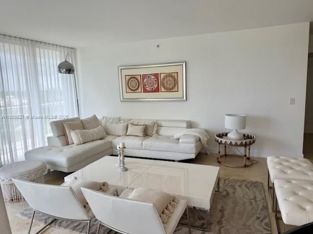 Building Photo - 16500 Collins Ave