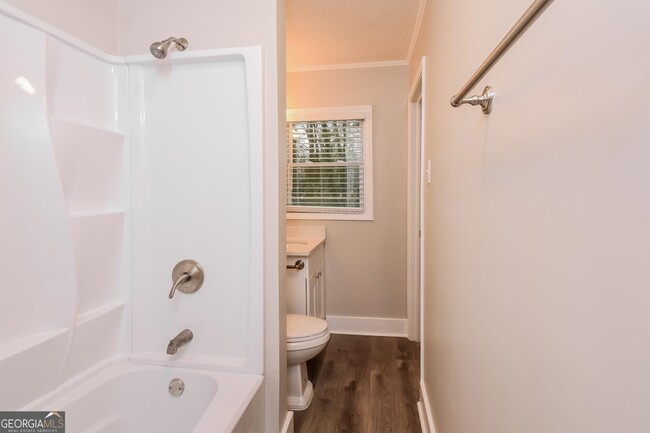 Building Photo - 3687 Saturn Dr NW