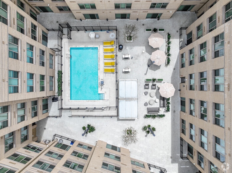 Pool - Fairchild Apartments