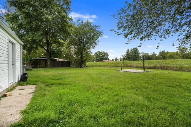 Building Photo - 4810 Guy Dr