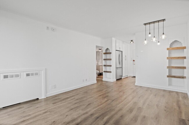 Building Photo - 1250 4th St SW
