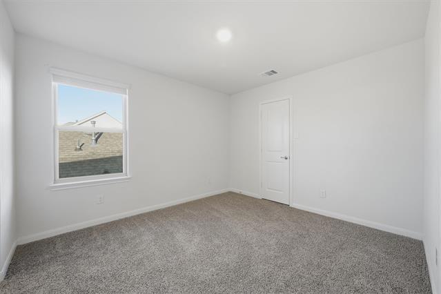 Building Photo - 3947 Oak Crk Cir