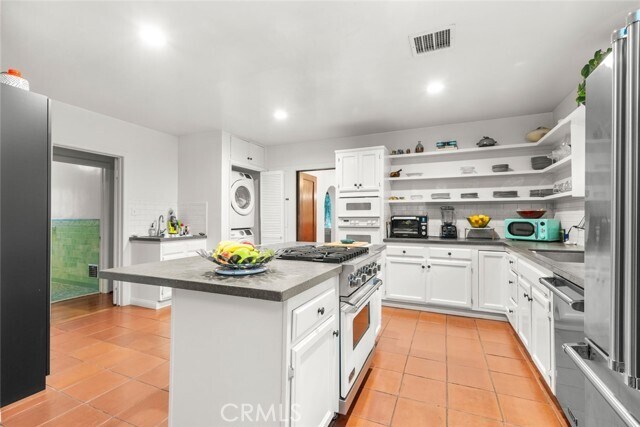 Building Photo - 1500 Thompson Ave