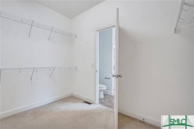 Building Photo - 244 Vining Way