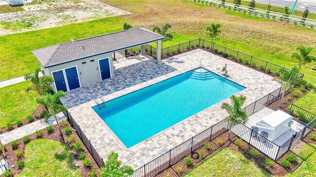 Building Photo - 4147 Collegiate Blvd